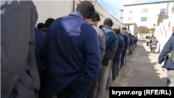 Лагерь для военнопленных армии РФ в Украине: быт и условия содержания (фоторепортаж)