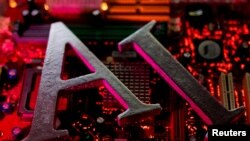 Semnatarii unui apel global susțin că vechea strategie „de a învăța din greșeli” în ce privește tehnologia nu mai ține pasul în vremea inteligenței artificiale. 