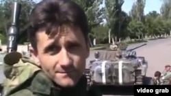 U poslednje vreme Dejan Berić se predstavlja kao oficir u rezervi DNR-a i novinar, mada se njegovi novinarski radovi nigde ne mogu pronaći