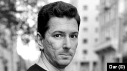 Писатель Денис Безносов.