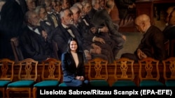Svetlana Țihanovskaia în timpul unei conferințe de presă la castelul Christiansborg, Copenhaga, înainte de anunțarea câștigării premiului Saharov, 22 octombrie 2020