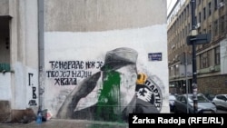 Mural ratnom zločincu Ratku Mladiću u Beogradu 