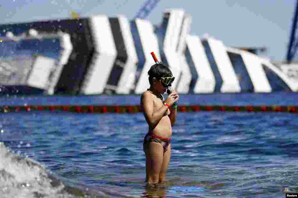 Harminc áldozat testét 2012 március végére találták meg, kettőét pedig csak 2013 és 2014 őszén, amikor elvontatták és szétszerelték a hajót