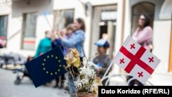 О том, что евродепутаты проголосуют за резолюцию в поддержку Грузии, в Тбилиси не сомневаются