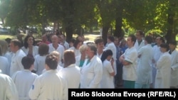 Протест на лекарите во Клиничкиот центар во Скопје.