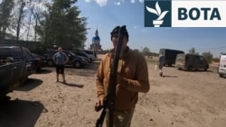 Vullnetarët u shpëtojnë dronëve rusë gjatë përpjekjeve për evakuimin e ukrainasve