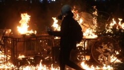 У президентского дворца в Тбилиси, 4 октября