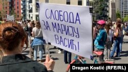 Transparent podrške aktivistkinji Mariji Vasić u Beogradu ispred Palate pravde, 15. maj 2025.