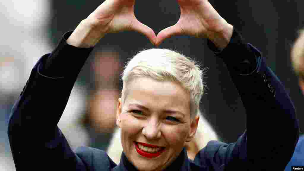 Kalesznyikava a kihallgatására érkezik Minszkben 2020. augusztus 27-én. 2021 szeptemberében tizenegy év börtönre ítélték a hatalom megszerzése érdekében szervezett összeesküvés, az állambiztonságot veszélyeztető akciókra való felhívás és szélsőséges szervezet létrehozása miatt