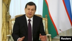 Президент Узбекистана Шавкат Мирзияев — в Астане. 23 марта 2017 года.