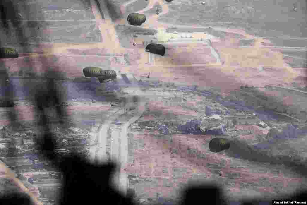 Pomoć koju je jordanska vojska isporučila Gazi, 17. avgusta.