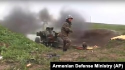 Luptele continuă în regiunea separatistă Nagorno-Karabakh