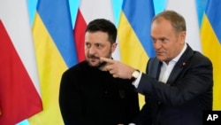 Ukrajinski predsjednik Volodimir Zelenski i premijer Poljske Donald Tusk u Varšavi, 15. januara 2025.