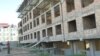 Строительство жилого дома в Бишкеке. Архивное фото. 