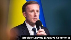 Këshilltari për siguri kombëtare i SHBA-së, Jake Sullivan, gjatë vizitës së tij në Ukrainë, më 4 nëntor.