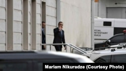 Гарибашвили покидает здание суда, 24 октября