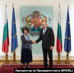 Гордана Силяновска-Давкова и Румен Радев в президентството, 13 септември 2024 г.