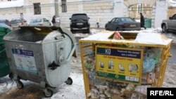 Медицински отпад во обични контејнери, секојдневие во македонските градови