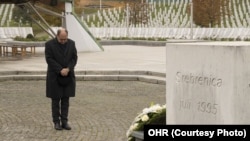 Visoki predstavnik Christian Schmidt odaje počast žrtvama genocida u Srebrenici
29. oktobra 2021.