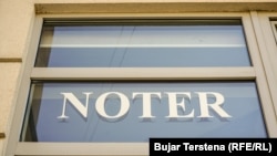 Zyrë noteri në Prishtinë - Fotografi ilustruese.