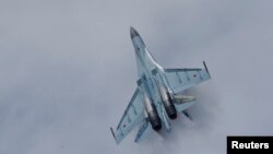 Borbeni avion Suhoj Su-35