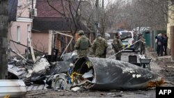 უკრაინელი სამხედროები კიევში. 25 თებერვალი, 2022 წელი.