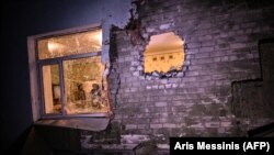 În 17 februarie, Ucraina a anunțat că separatiștii sprijiniți de Rusia au bombardat o grădiniță din Luhansk.