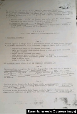 Odluka o kupovini stana datira iz juna 1999. godine.