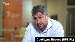 Христо Иванов по време на интервю в студиото на Свободна Европа на 6 юли.
