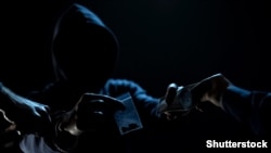 Švercovane su opojne droge „cannabis“ i sintetičke droge „speed“ 