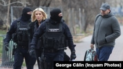 Fosta șefă a Comisiei Juridice din Camera Deputaților, Laura Vicol, și soțul ei, omul de afaceri Vladimir Ciorbă, sunt aduși la audieri la DIICOT în dosarul Nordis.