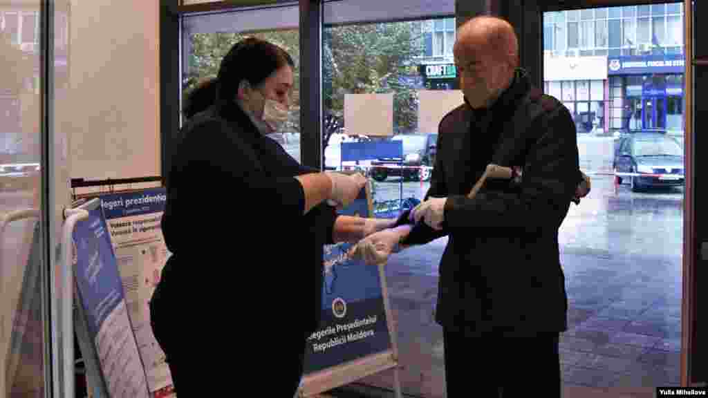 Măsurarea temperaturii la intrarea în secție