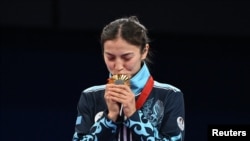 Акмарал Науатбек стала олимпийской чемпионкой в парадзюдо. Париж, 5 сентября 2024 года