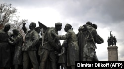 Паметникът на Съветската армия в София