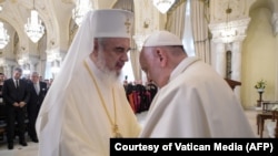 Patriarhul Daniel și Papa Francisc: promisiunile BOR către șeful Bisericii Catolice nu au fost respectate în totalitate.