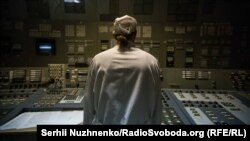 Trideset godina kasnije: Černobilski inženjeri u kontrolnoj sobi