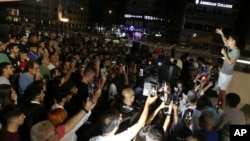 Fidiasz Panajotu kampány közben Cipruson