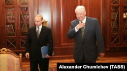 ვლადიმირ პუტინი და ბორის ელცინი, 1999 წ.