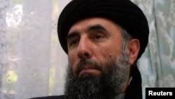 Gulbuddin Hekmatyar (Fotografi e vitit 2002)