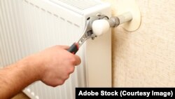 Potrivit autorităților de la Tiraspol, livrarea agentului termic va fi sistată la câteva ore după încetarea livrării gazelor rusești, preconizată pentru noaptea de revelion. 