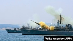 Дръзки изстрелва ракета на учение през 2014 г. 