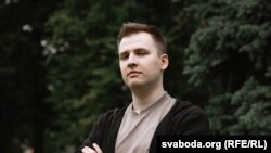 Микита Лосик по бегството од Белорусија.