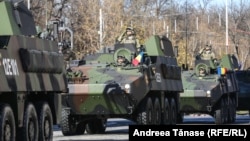 Potrivit experților consultați de Europa Liberă, dotările tehnice ale Ministerului Apărării ar face față cu greu unui conflict armat. Apartenența la NATO pare să fie cartea pe care mizează responsabilii din domeniul Apărării - de la Președinte la miniștrii și capii Armatei. 