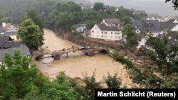 Posledice poplava u gradu Schuldu, u Nemačkoj, 16. jul 2021. 