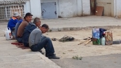 Diňle: Aşgabatda içerki migrantlar resmi hasaba durmakda kynçylyk çekýär, para bilen 'çözmeli' bolýar