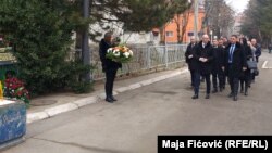 Predstavnici Srpske liste na pomenu Oliveru Ivanoviću u Severnoj Mitrovici