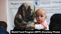 World Food Program afirmă că seceta, tăierea ajutoarelor și influxul de refugiați îl fortează să îi refuze pe cei care vin la centrele de nutriție. 