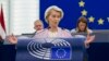 Ursula von der Leyen, az Európai Bizottság elnöke beszédet mond az Európai Parlament plenáris ülésén Strasbourgban, 2025. július 9-én