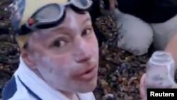 Сара Томас на брега в Дувър