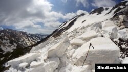За даними ДСНС, 20-21 квітня у зв’язку з переміщенням чергового активного циклону очікуються складні погодні умови